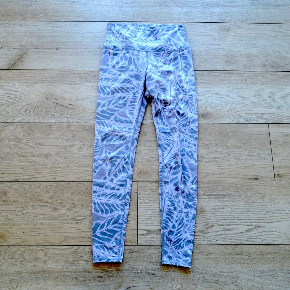 Alo Yoga leafs design legging gym workout woman size m gray high waist, full len